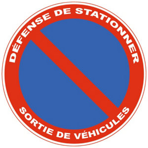Panneau "stationnement interdit"