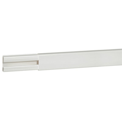 Moulure avec cloison 20x12 5 mm Legrand 2 compartiments - vue 1