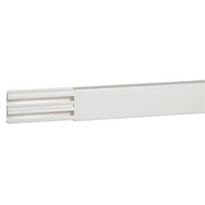 Moulure sans cloison 32x12 5 mm Legrand 2 compartiments - vue 1