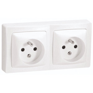 Double prise 2P+T blanc 16A IP2X Bornes