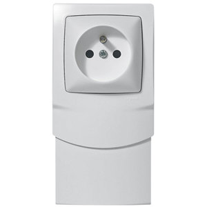 Lot 1 cadre + 1 prise de courant avec terre - 40 x 16 mm