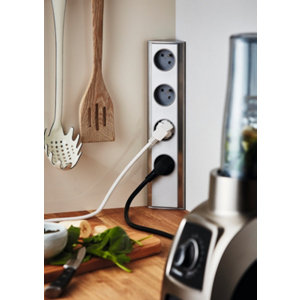 Bloc angle cuisine Puissance maxi : 3 680 W. - H.7 cm x L.3.5 cm x P.3.1 cm