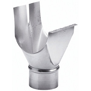 Naissance nantaise en zinc pour relier une gouttière de 25 à une descente de 80