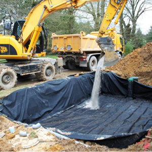 Rouleau géogrille de filtration en Polyéthylène HD 125 g/m2 - 5,20 x 5,20 m