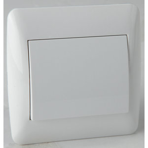 Interrupteur "OME" blanc conforme à la norme NFC 15-100