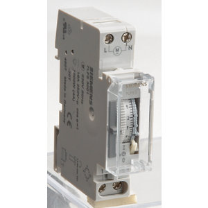 Horloge modulaire avec un programme journalier