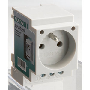 Prise modulaire 2P+T 16 A, pour tableau électrique avec obturateur