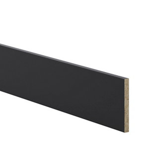 Plinthe "Heline"noir mat - L. 2.4m x H. 15cm