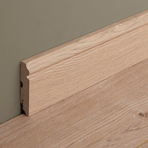 Plinthe moulurée imitation chêne L. 220 cm x l. 90 mm x Ép. 16 mm