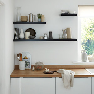 Tablette noire l. 118 cm x p. 23,5 cm - ép. 38 mm