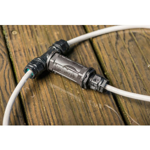 Connexion étanche en T IP68 3 voies. 3 pôles. Ø max câble 13,5 mm IP68.