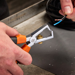 Pince à dénuder 160 mm pour découpe