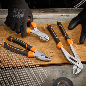 Jeu de 3 pinces avec rack (PL109)