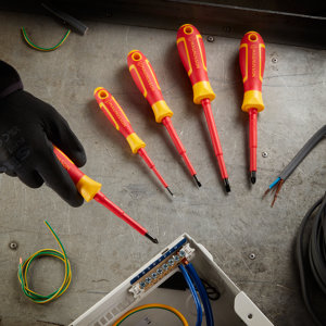 Lot de 5 tournevis d'électricien