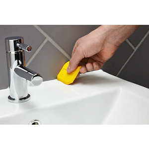 Lisseur pour mastic et silicone
