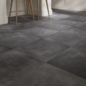Carrelage de sol intérieur "Konkrete" gris anthracite - l. 61,6 x L. 61,6 cm