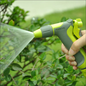 Dévidoir portable équipé vert et gris - tuyau L. 10 m x Ø 7,9 mm + kit pistolet