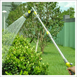 Pistolet de pulvérisation extensible - L. 71 x l. 55 x H. 55 cm + raccords de tuyaux