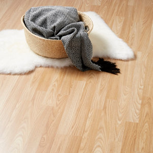 Sol stratifié à clipser aspect chêne  - L. 129 x l. 19,4 cm x Ép. 6 mm