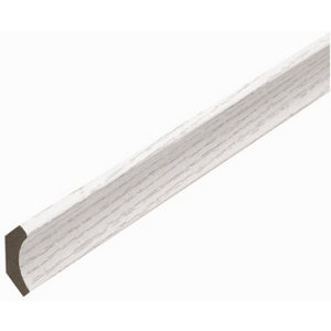 Corniche en MDF revêtement frêne blanc Long. 2,60 m. Section 22 x 22 mm.