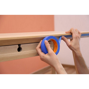 Scotch de masquage bleu surfaces sensibles 24 mm x 55 m