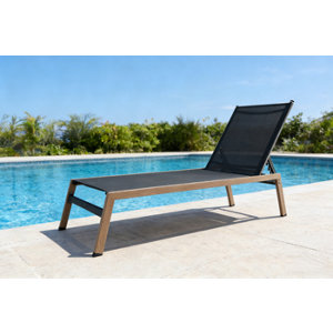 Bain de soleil structure acier finition imitation bois assise textylène noir