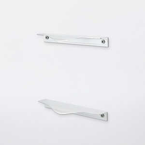 Lot de 2 poignées anodisé effet chromé brossé "Andali" L 14,7cm