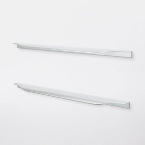 Lot de 2 poignées anodisé effet chromé brossé "Andali" L 39,7 cm