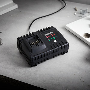 Chargeur compact et rapide 12 V