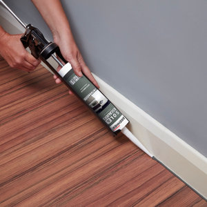 Joint finition parquet anthracite 280 ml