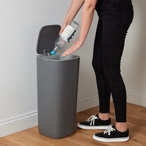 Poubelle "Casetta" à détecteur infrarouge en plastique gris 30l - H. 59cm x l. 27cm