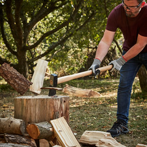 Hache Magnusson manche bois 2,2 kg