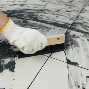 Raclette en caoutchouc - 180 mm