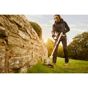 Coupe-bordures électrique 450W largeur 28 cm manche télescopique