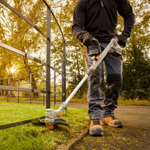 Coupe bordure sans fil 18 V + batterie et chargeur