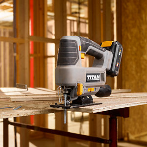 Scie sauteuse pendulaire sans fil 18 V