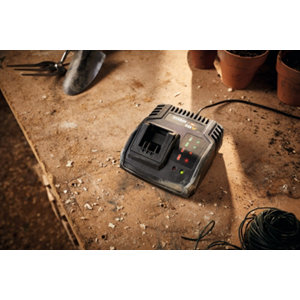 Chargeur 18 V 2,4 Ah - avec indicateur de charge