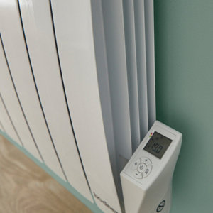 Radiateur galbé à inertie fluide "Vlada" - 1 500 W