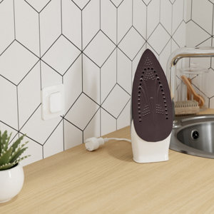 Prise 2P+T étanche complet "Mauka"