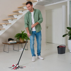 Manche à balai 120 cm en métal