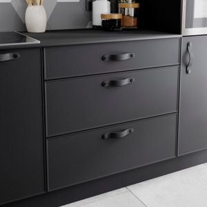 2 poignées de cuisine lannières 12cm cuir noir