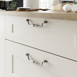 Poignée de meuble "Kerline" - Effet étain - Entraxe 128 mm