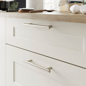 Poignée de meuble "Derenic" - Effet nickel - Entraxe 128 mm