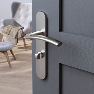 Poignée de porte "Lyderic" avec serrure à condamnation - Effet nickel - Entraxe 195 mm