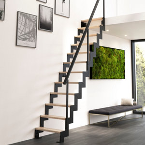 Escalier gain de place noir en hêtre massif "Loky"