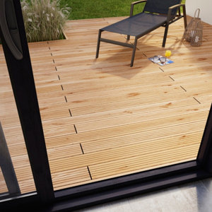 Lame de terrasse "Heria" Epicéa vert L. 2,4 m x l. 12 x EP. 2,4 cm