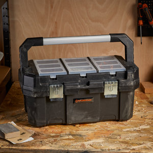 Boîte à outil en plastique avec compartiment amovible 50 cm