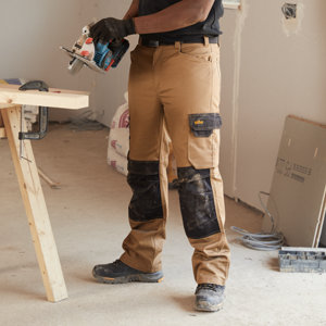 Pantalon multipoches "COPPELL" beige taille 42