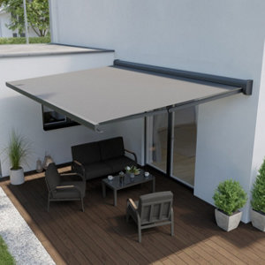 Store banne motorisé avec cassette L. 300 x H. 25 cm x l. 400 cm Gris