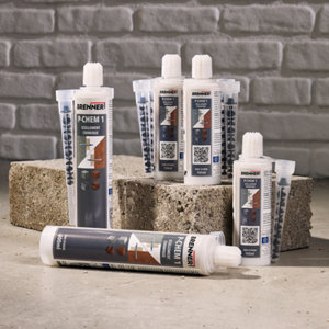 Résine polyester 300ml  - Non ignifugée, idéale pour béton et pierre